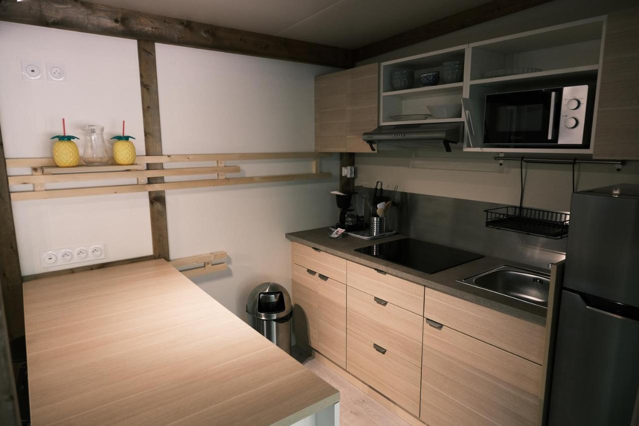 Lodge Avec Spa Privatif - Foret Et Lac Liginiac Luaran gambar